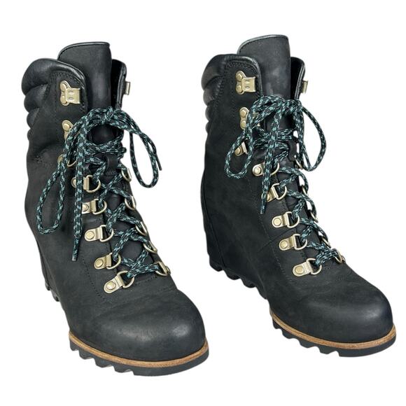 Sorel Women’s Conquest Black Leather Wedge Bootie Size US 7.5 - Picture 5 of 10